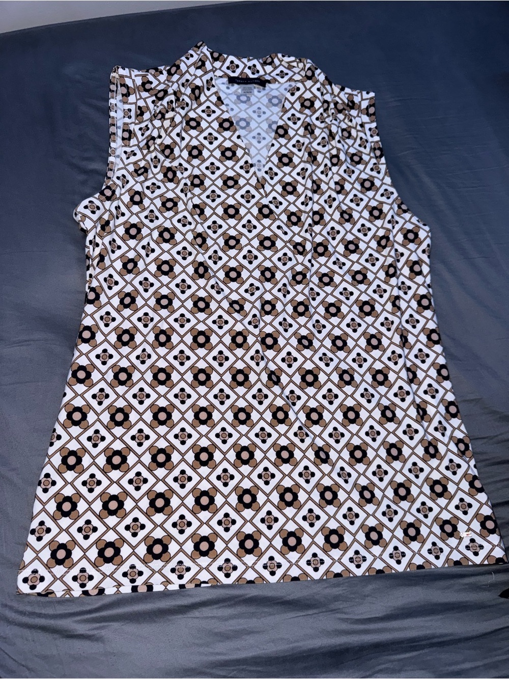 Tommy Hilfiger White Sleeveless V-Neck Top with Brown & Black Geometric Print